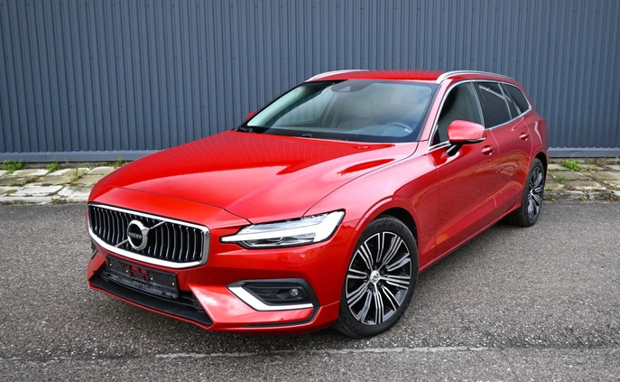 Volvo V60 cena 106000 przebieg: 154130, rok produkcji 2020 z Świdnik małe 742